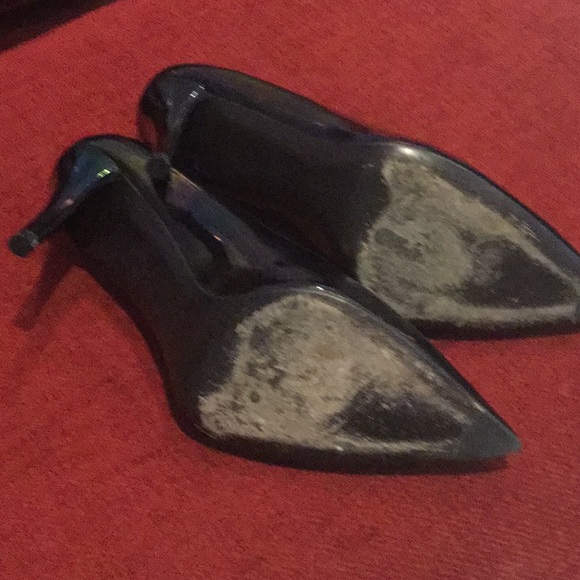 Shoes - Picture 5 of 6